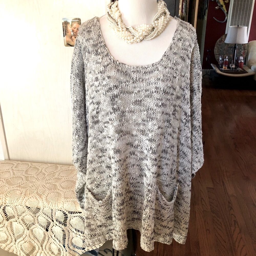 BCBGMAXAZRIA Top